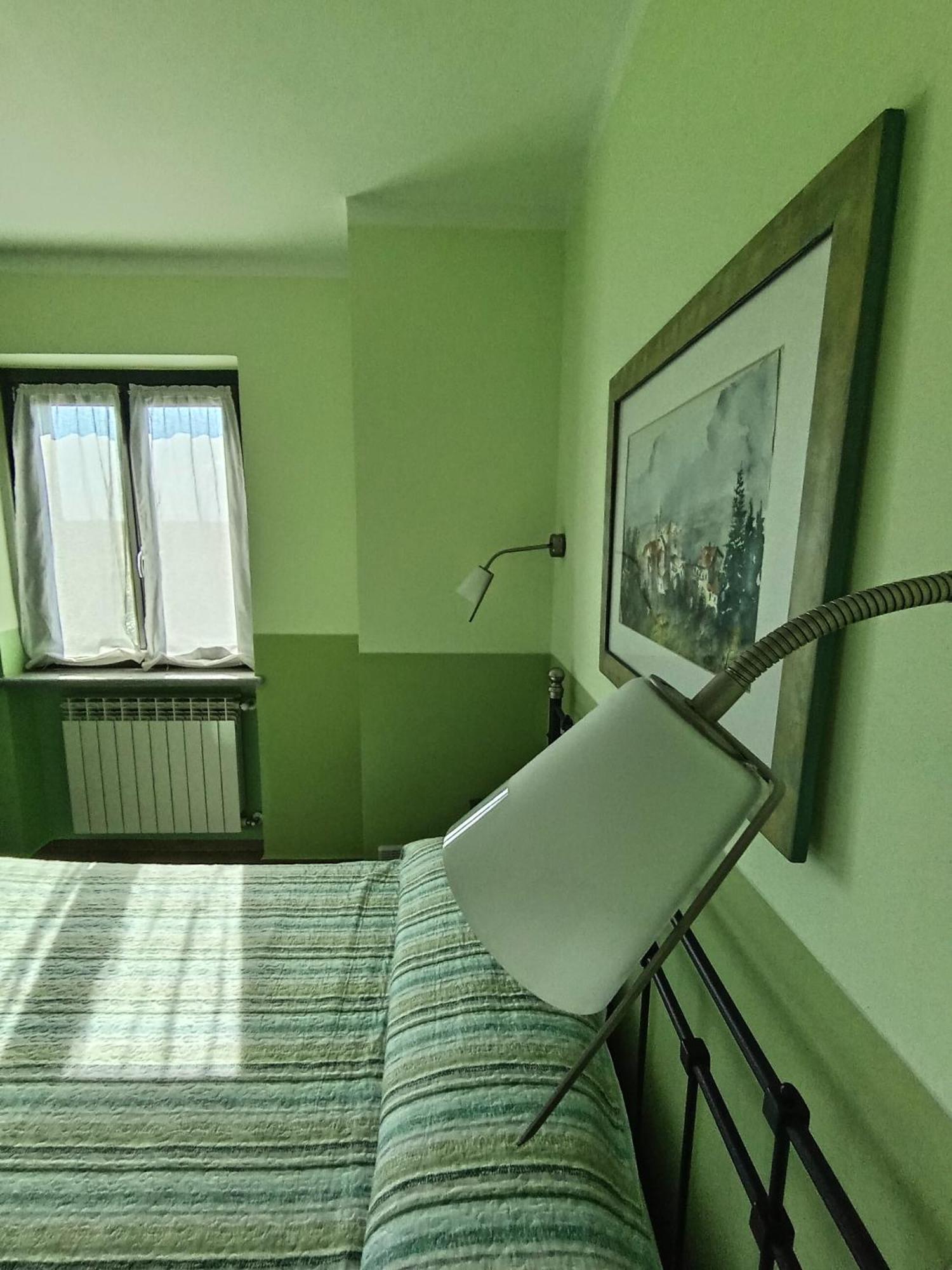 Ospitidelpero Bed & Breakfast Piozzo Exterior photo